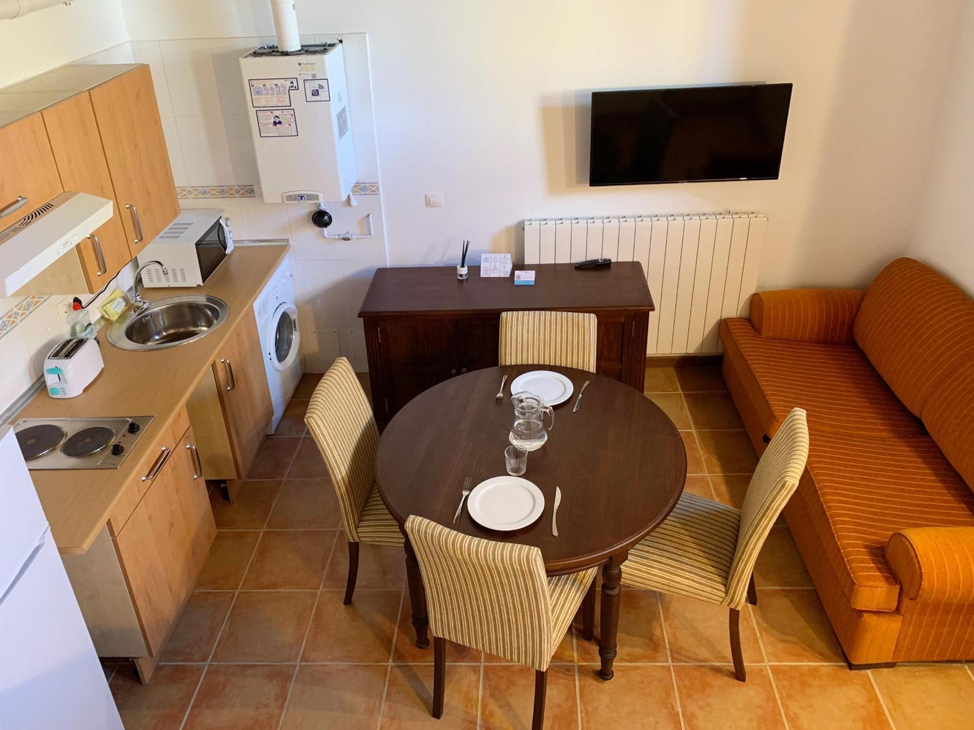 Apartamentos Jaca Badaguas 3000 Extérieur photo